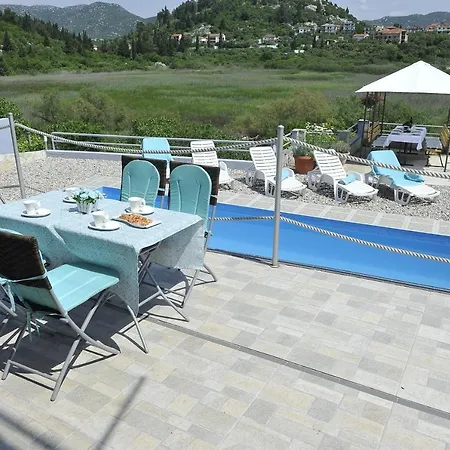 Family Friendly With A Swimming Pool Bacina, Neretva Delta - Usce Neretve - 15309 아파트