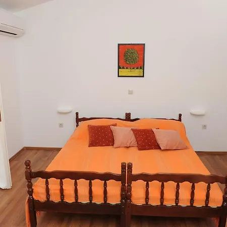 Family Friendly With A Swimming Pool Bacina, Neretva Delta - Usce Neretve - 15309 * 플로체