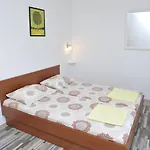 Family Friendly With A Swimming Pool Bacina, Neretva Delta - Usce Neretve - 15309 Lejlighed