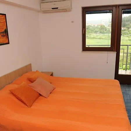 Family Friendly With A Swimming Pool Bacina, Neretva Delta - Usce Neretve - 15309 * 普洛切